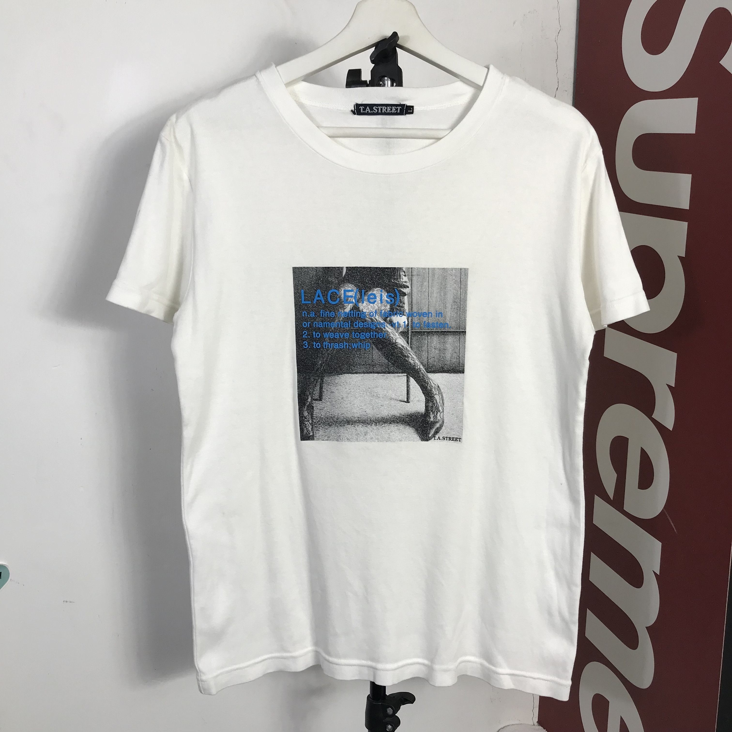 Vintage Vintage 90s Romance Photographers Tee Size US M / EU 48-50 / 2 - 1 Thumbnail