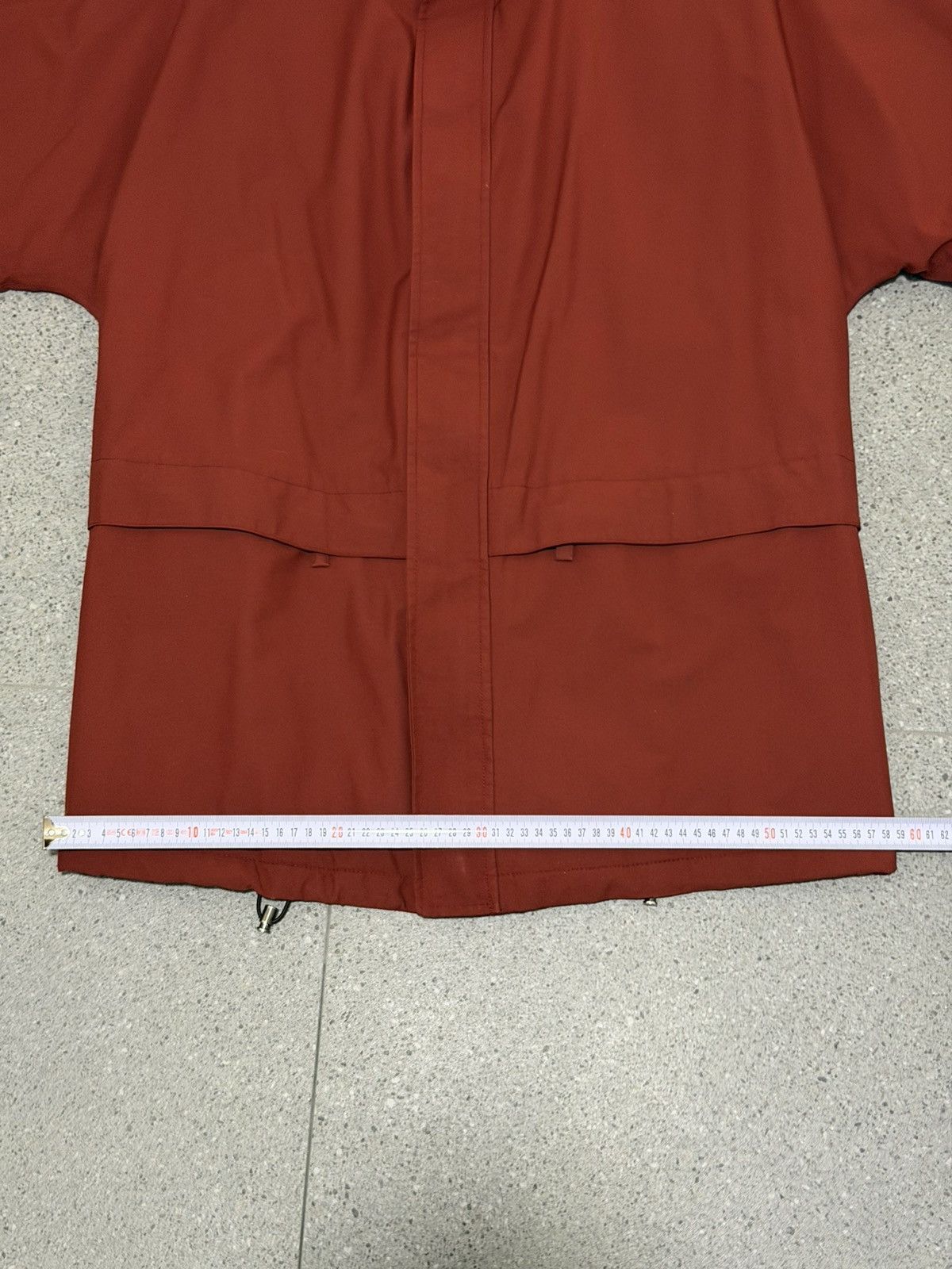 Prada Prada red tab Gore-Tex jacket SGV7A Size US L / EU 52-54 / 3 - 25 Thumbnail