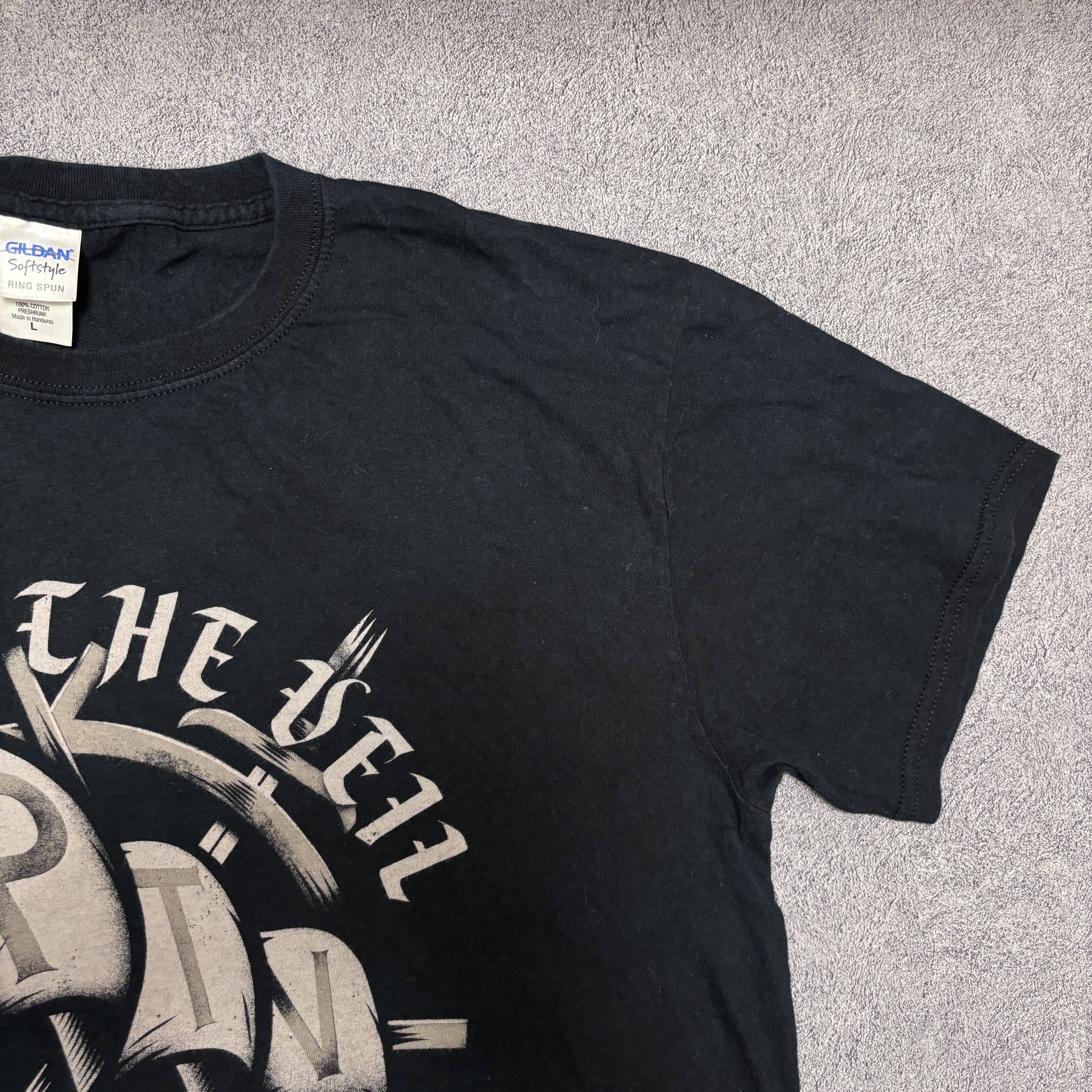 Band Tees × Vintage Pierce The Veil Shirt Vintage Band Tees My Chemical Romance Size US L / EU 52-54 / 3 - 6 Thumbnail