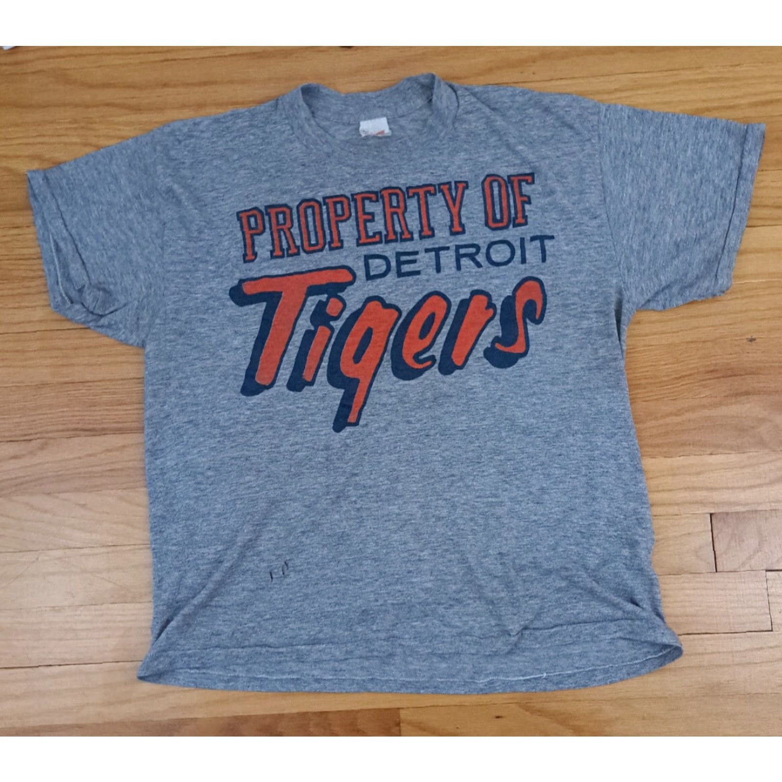 Vintage Nike Shirt Detroit Tigers USA Baseball T-Shirt LG Gray Single Stitch Sportswear Men Short Sleeve 1980s Vintage Tigers Fans Mens Size US L / EU 52-54 / 3 - 2 Thumbnail