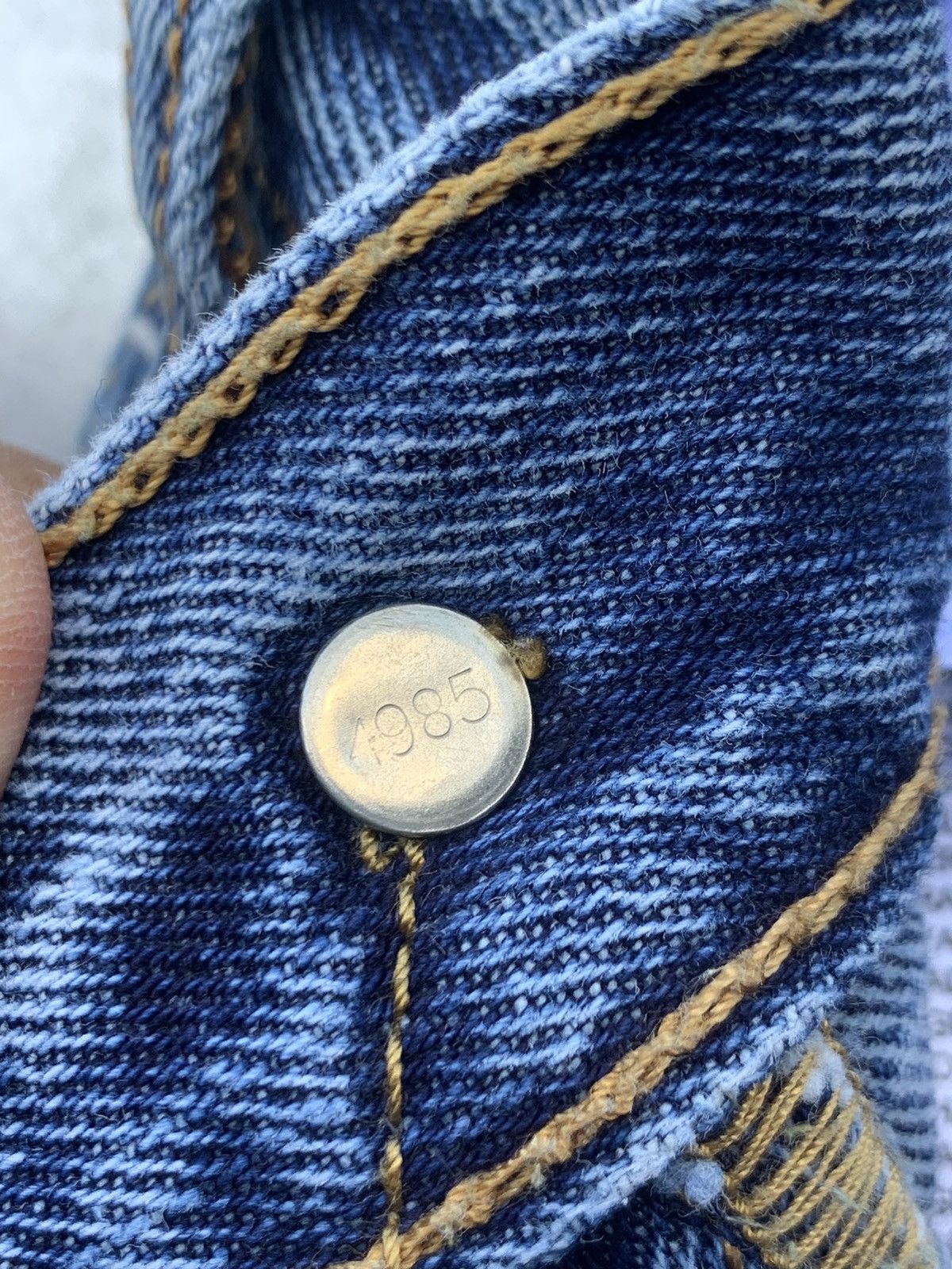 Levi's Grunge heavy distressed Levi's 501 jeans. Size US 33 - 10 Thumbnail