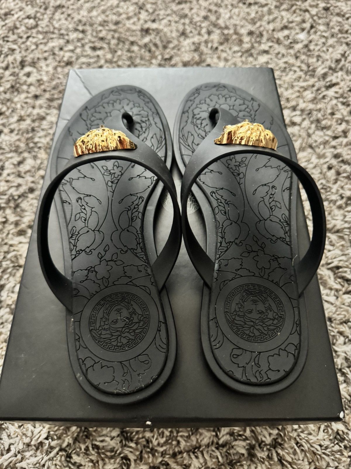 Versace Versace Medusa Sandals Euro size 37 Size US 6.5 / IT 36.5 - 3 Thumbnail