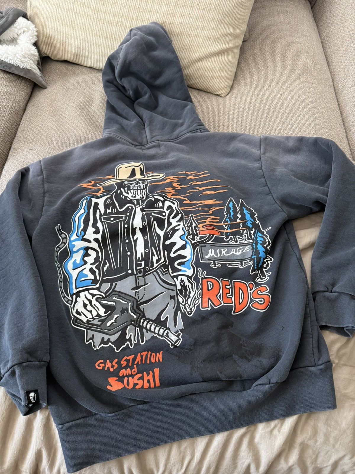 Warren Lotas Red’s Gas Station Hoodie Size US M / EU 48-50 / 2 - 4 Thumbnail