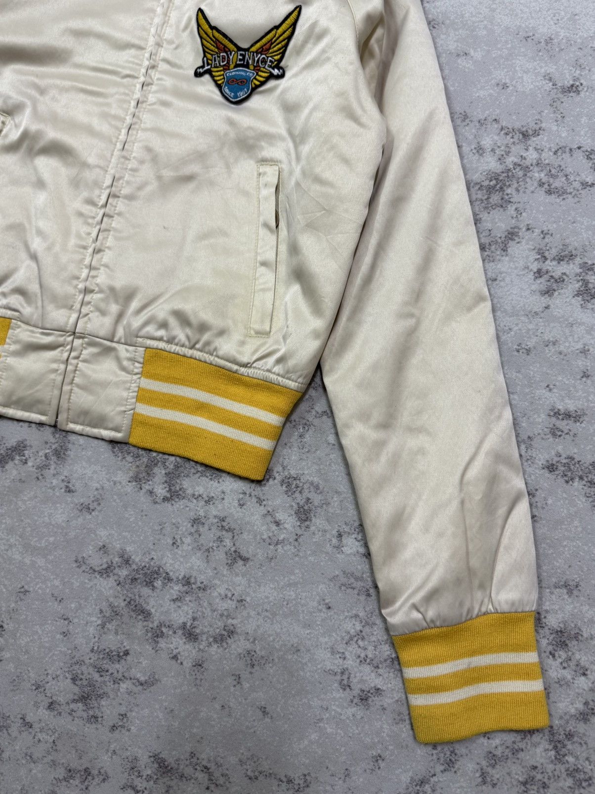 Enyce Lady Enyce Backhit Logo Cropped Bomber Jacket Size S / US 4 / IT 40 - 6 Thumbnail