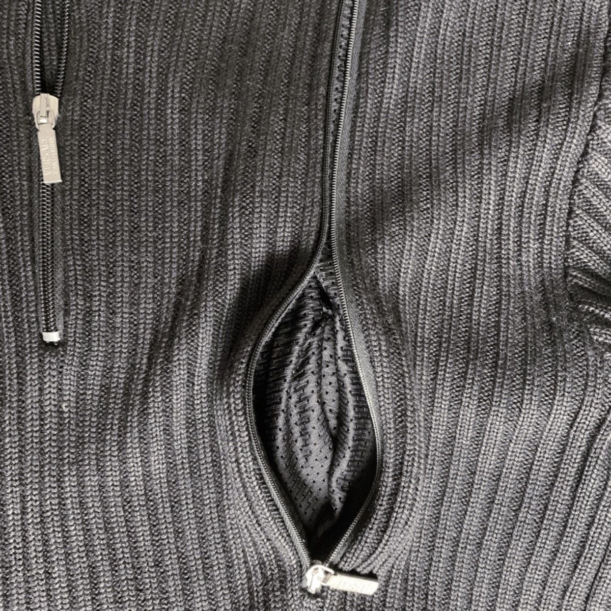 Designer × Versace Versace Quarter Multi Zip 3d knit Sweater 2000s Italy Size US XL / EU 56 / 4 - 5 Thumbnail