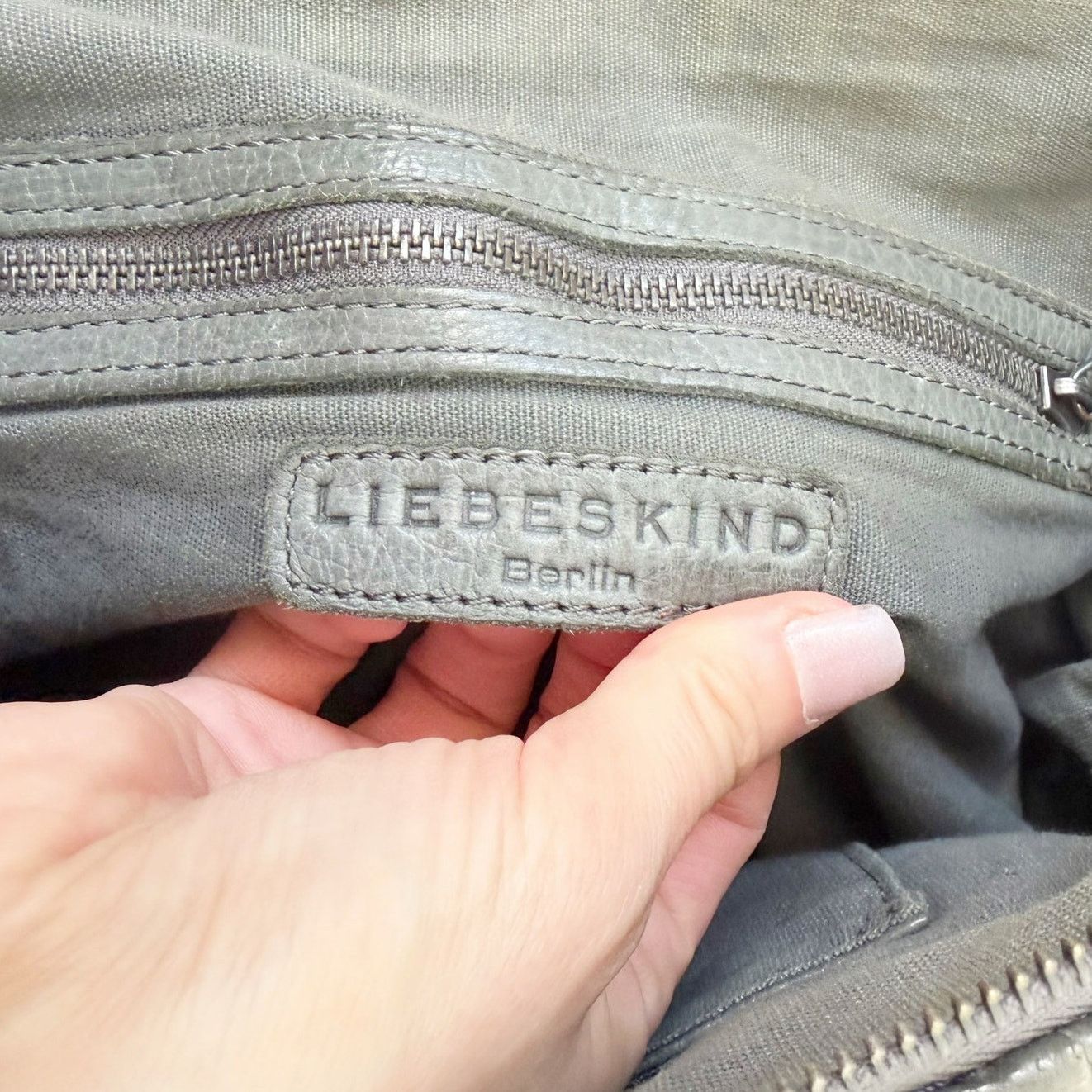 LIEBESKIND BERLIN Liebeskind Berlin Gray Leather Helene Handbag Size ONE SIZE - 6 Thumbnail