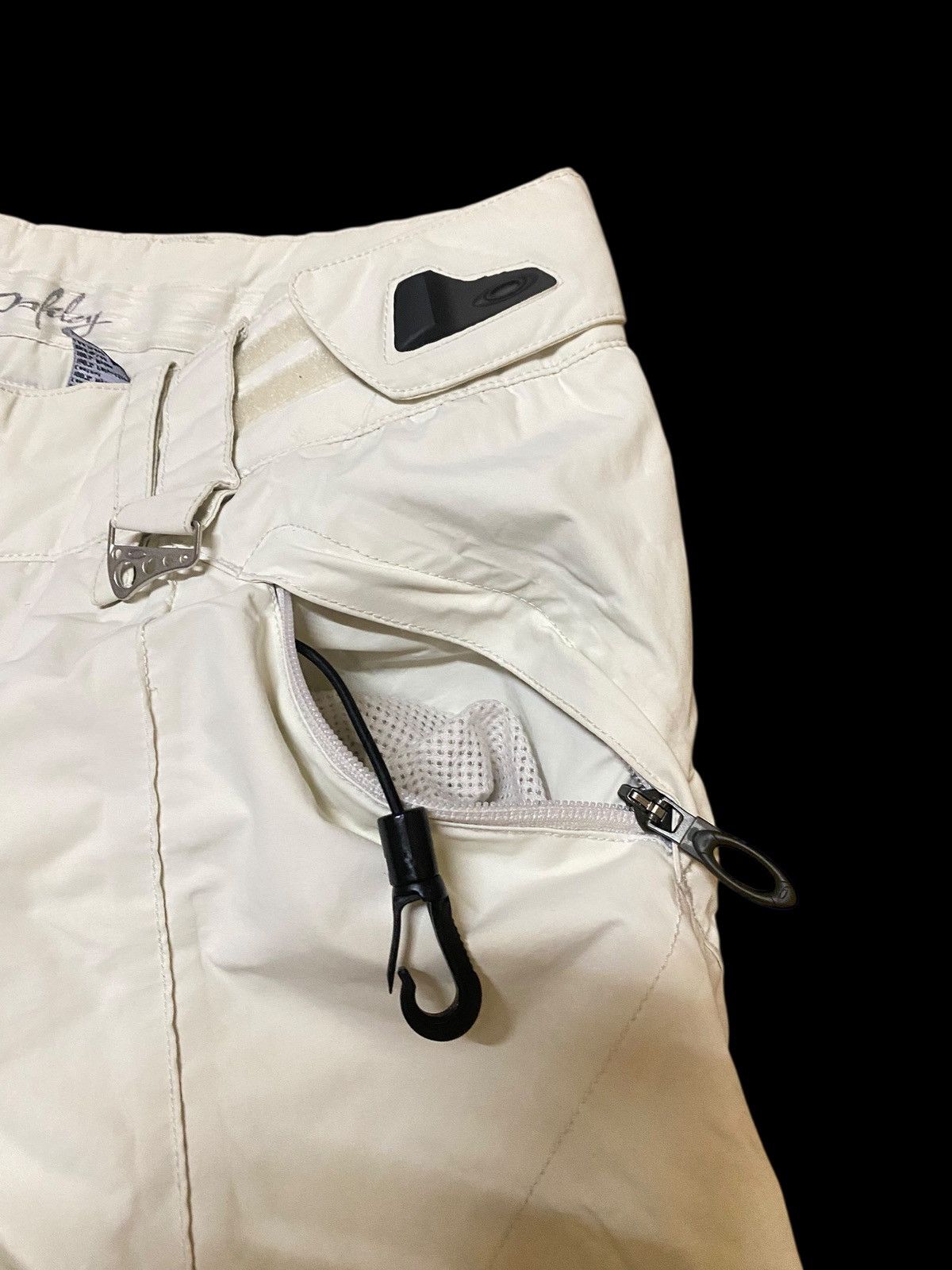 Oakley Vintage White Oakley Snowboarding Ski Pants Size US 34 / EU 50 - 4 Thumbnail