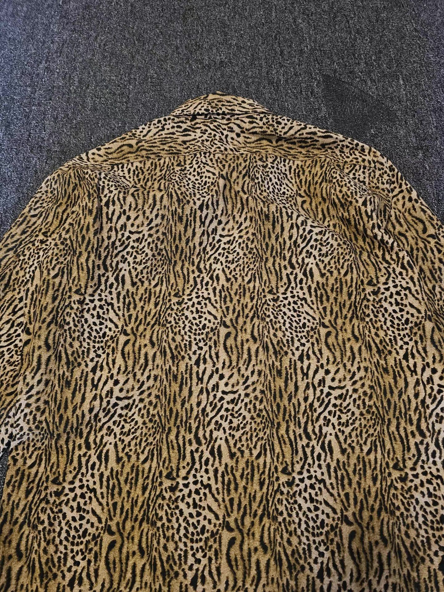 Saint Laurent Paris Saint Laurent Men's Leopard Print Shirt, Q4 Size US M / EU 48-50 / 2 - 4 Thumbnail