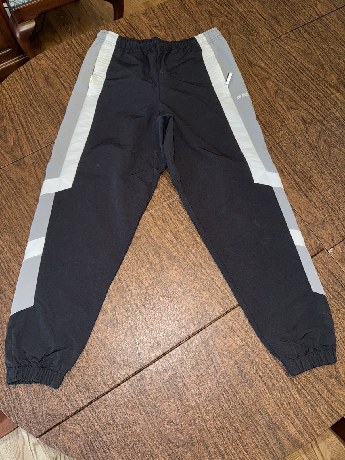 Adidas adidas Men's Nylon Track Pants Windbreaker, Size Medium Size US 32 / EU 48 - 1 Thumbnail