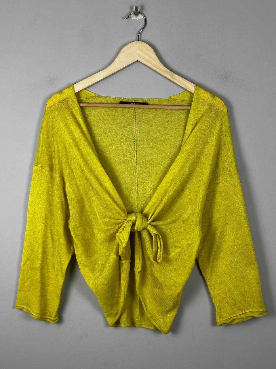 Japanese Brand Ozai N Ku Avant Garde Silk Yellow Blouse Sweater Size M / US 6-8 / IT 42-44 - 1 Thumbnail