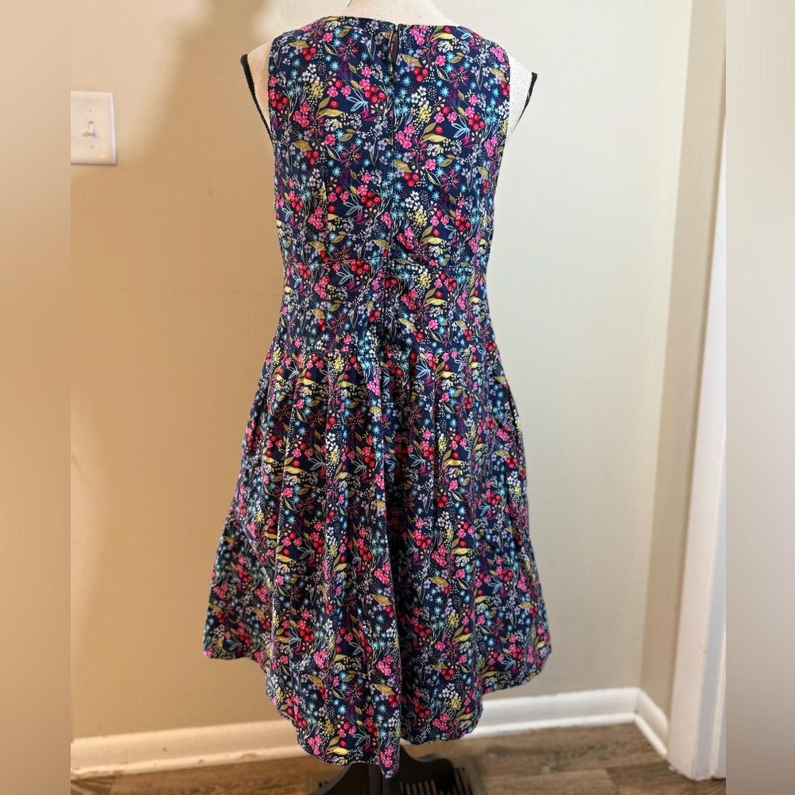 Other Handmade floral fit flare pleated midi dress pockets SZ 8 Size M / US 6-8 / IT 42-44 - 3 Thumbnail