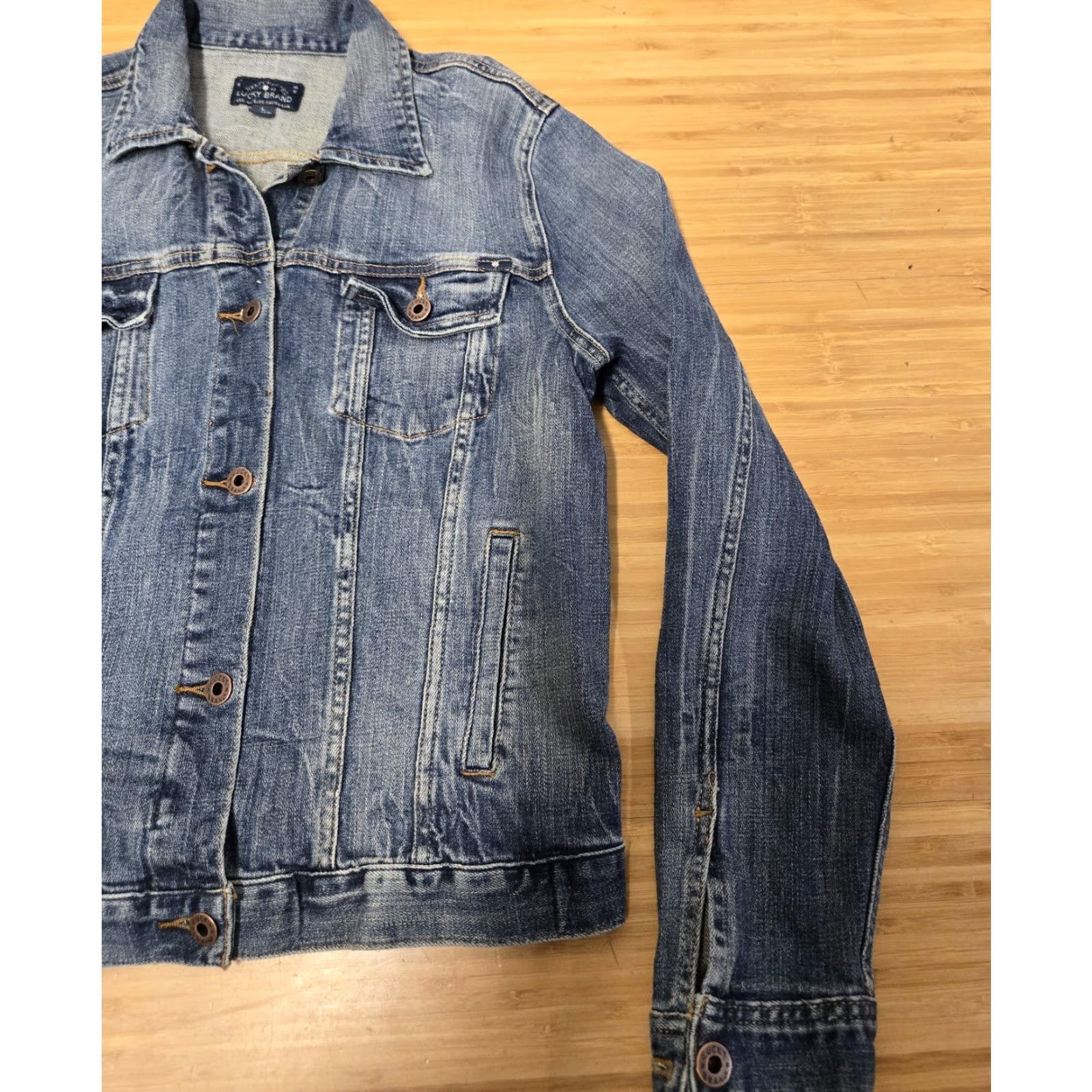 Lucky Brand VINTAGE Lucky Brand Jean Jacket Mens Large Blue Denim Trucker Distressed Button Front Bomber Jacket Mens L Blue Denim Casual 90s (if applicable) Size US 33 - 2 Thumbnail