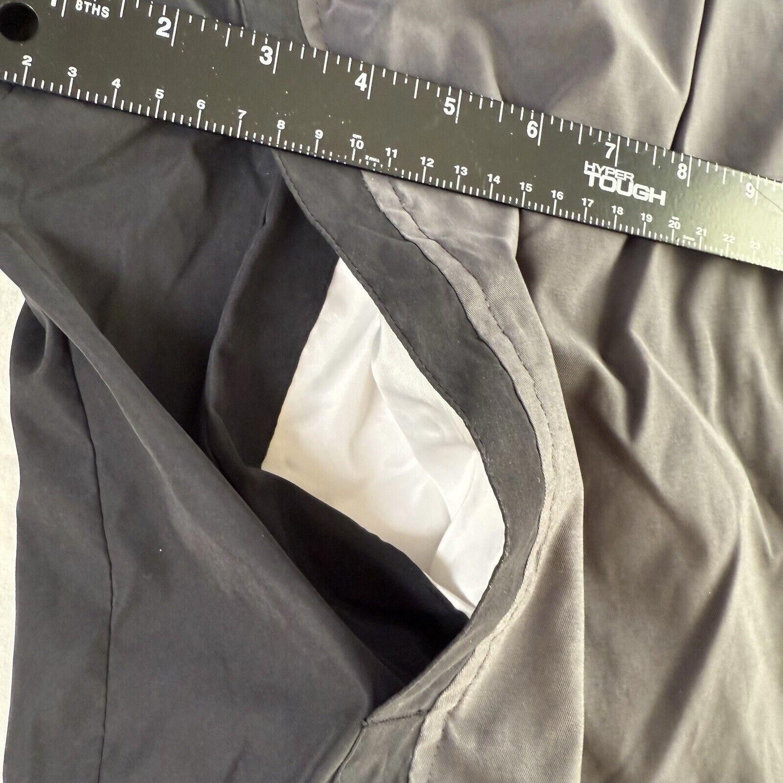 Designer Vintage Penguin Sport Windbreaker Jacket Size XL Gray Size US XL / EU 56 / 4 - 5 Thumbnail