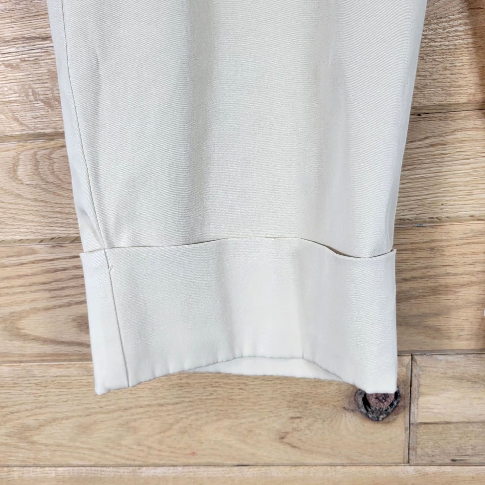 Vintage Studio 1940 Womens Beige Capri Pants Size 16W Size 38" / US 16 / IT 52 - 2 Thumbnail