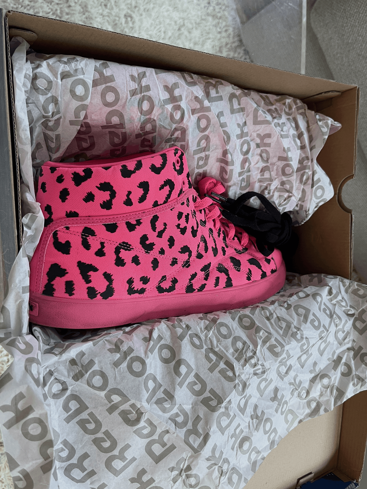 Reebok Reebok T RAWW Classic Pink Tyga Size US 13 / EU 46 - 9 Thumbnail