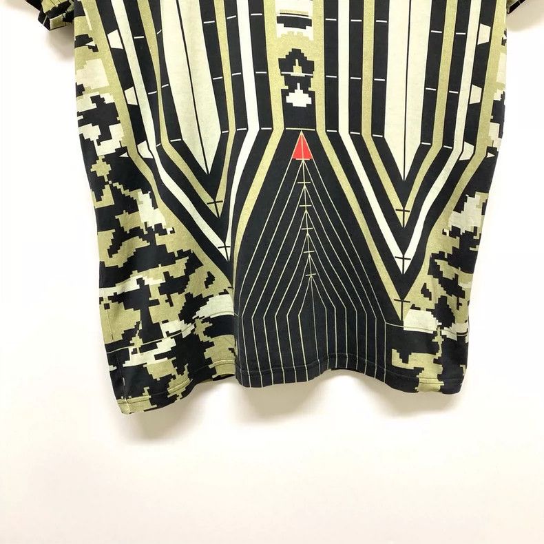 Givenchy Givenchy Robot Short Sleeve, XXS Size Size US XXS / EU 40 - 4 Thumbnail