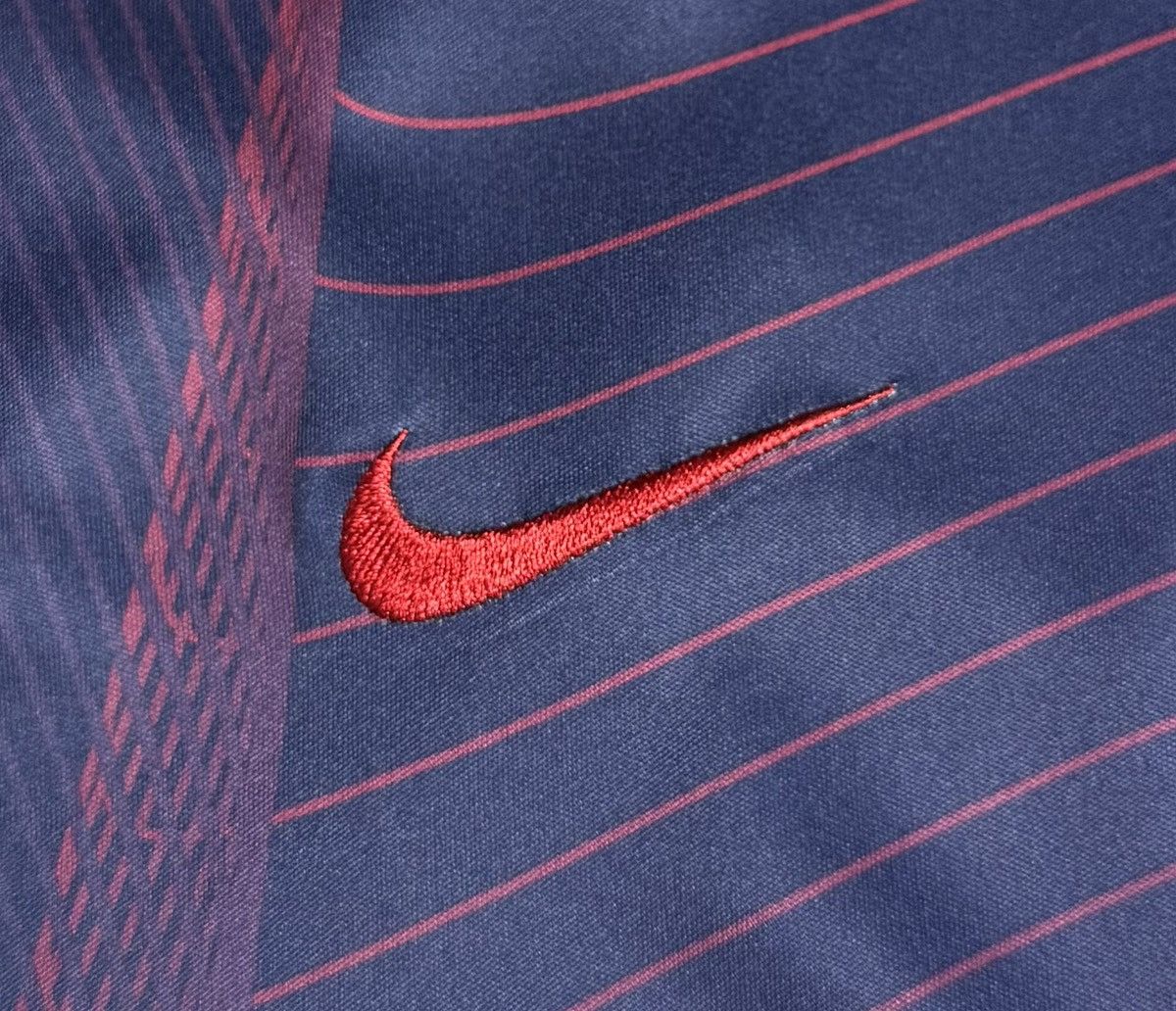 Nike Barcelona 2006 2007 Training Shirt Soccer Jersey Nike Size US XXL / EU 58 / 5 - 6 Thumbnail