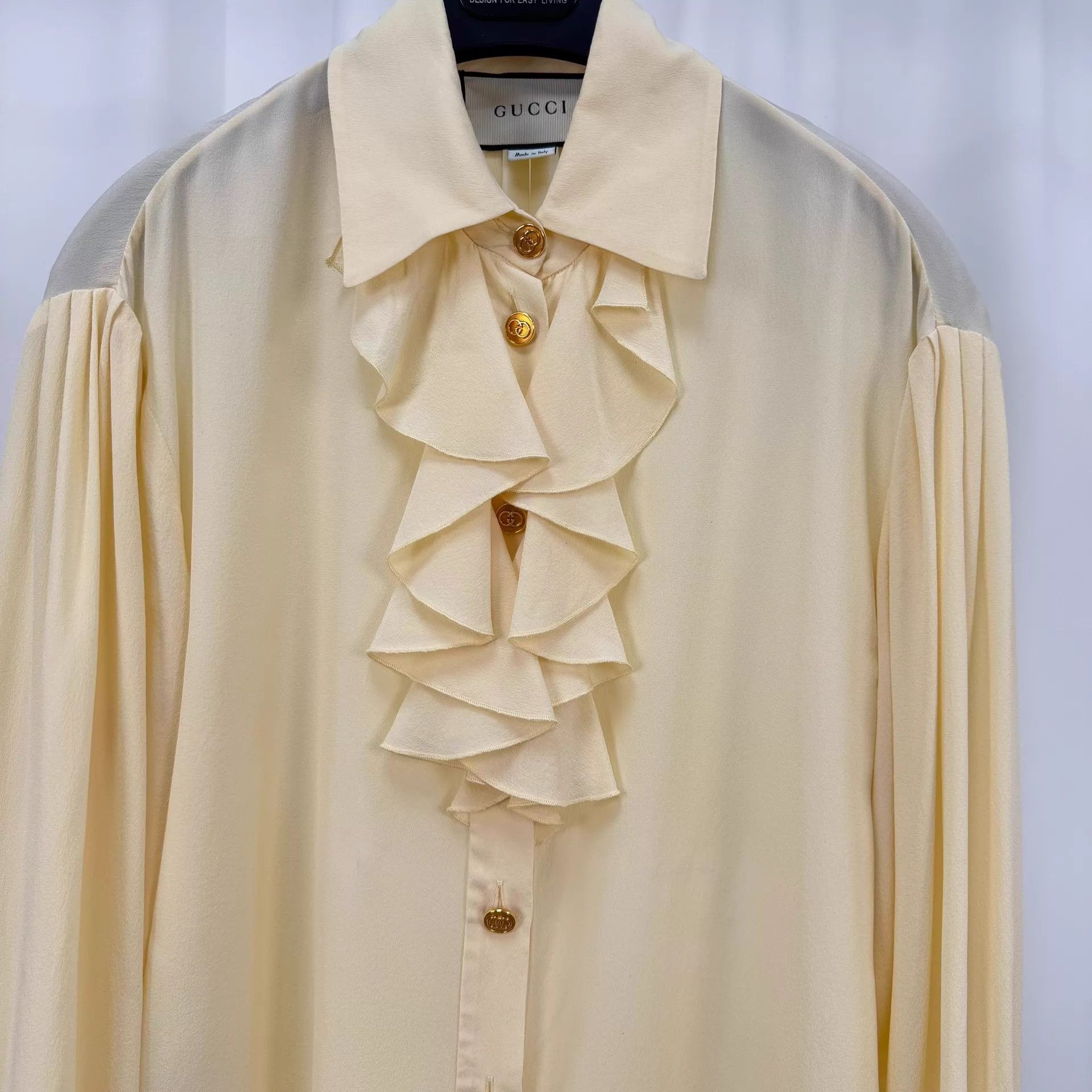 Gucci Gucci Ruffle Silk Shirt 40 99 New GG Enamel Button Size S / US 4 / IT 40 - 3 Thumbnail
