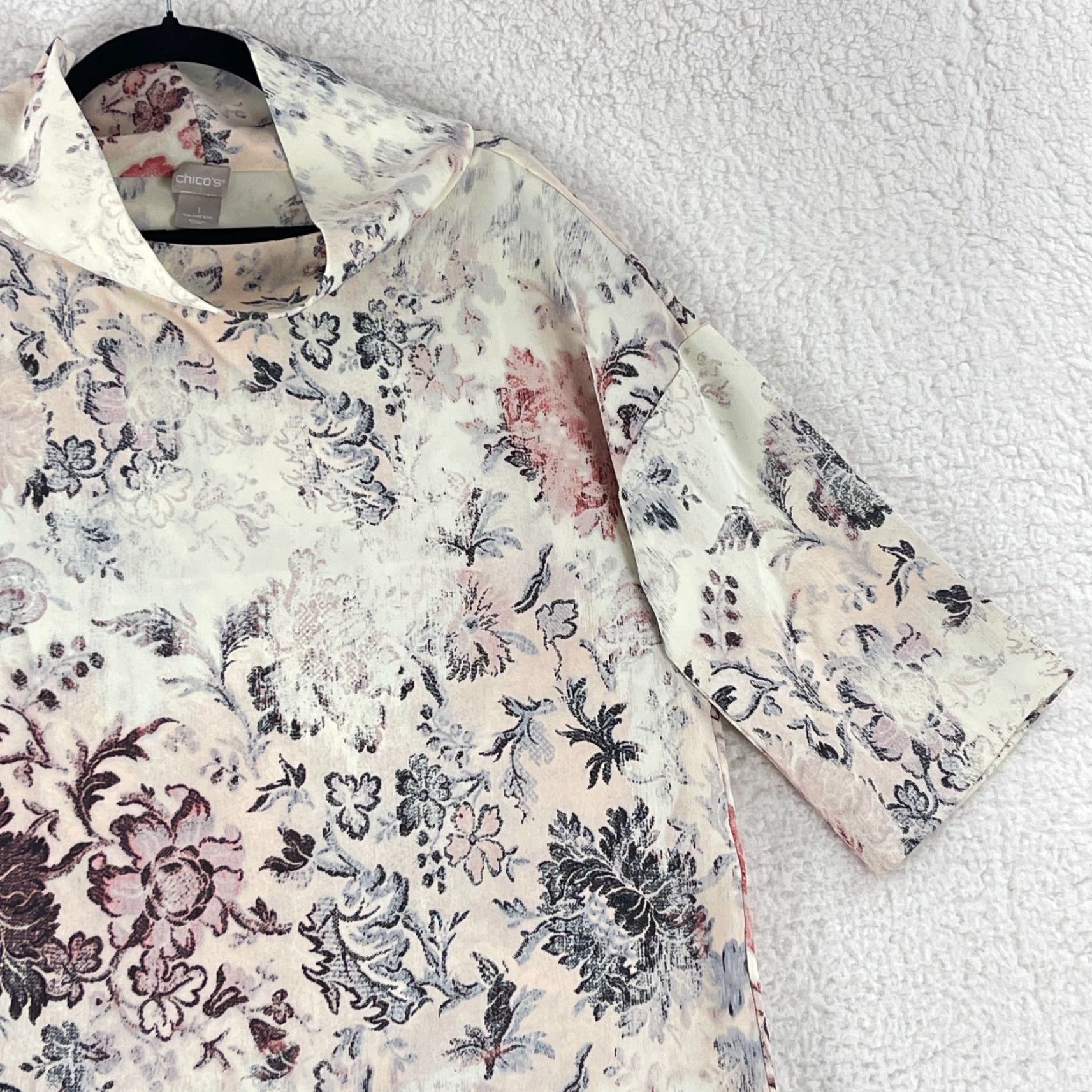 Vintage Chico's Shirt Womens Size 8/10 Ivory Parisian Floral Mock Neck 3/4 Sleeve Shirt Size M / US 6-8 / IT 42-44 - 4 Thumbnail