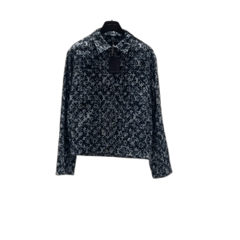 Louis Vuitton Louis Vuitton Logo Jacket Brand New Size 50-yf Size US L / EU 52-54 / 3 - 1 Thumbnail