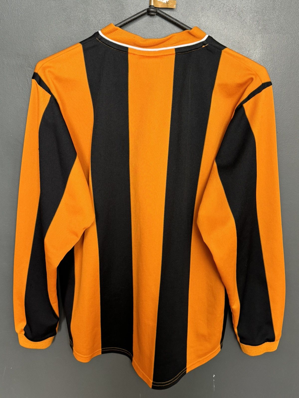 Diadora Hull City 04/05 Home Football Long Sleeve Jersey Size US S / EU 44-46 / 1 - 2 Thumbnail