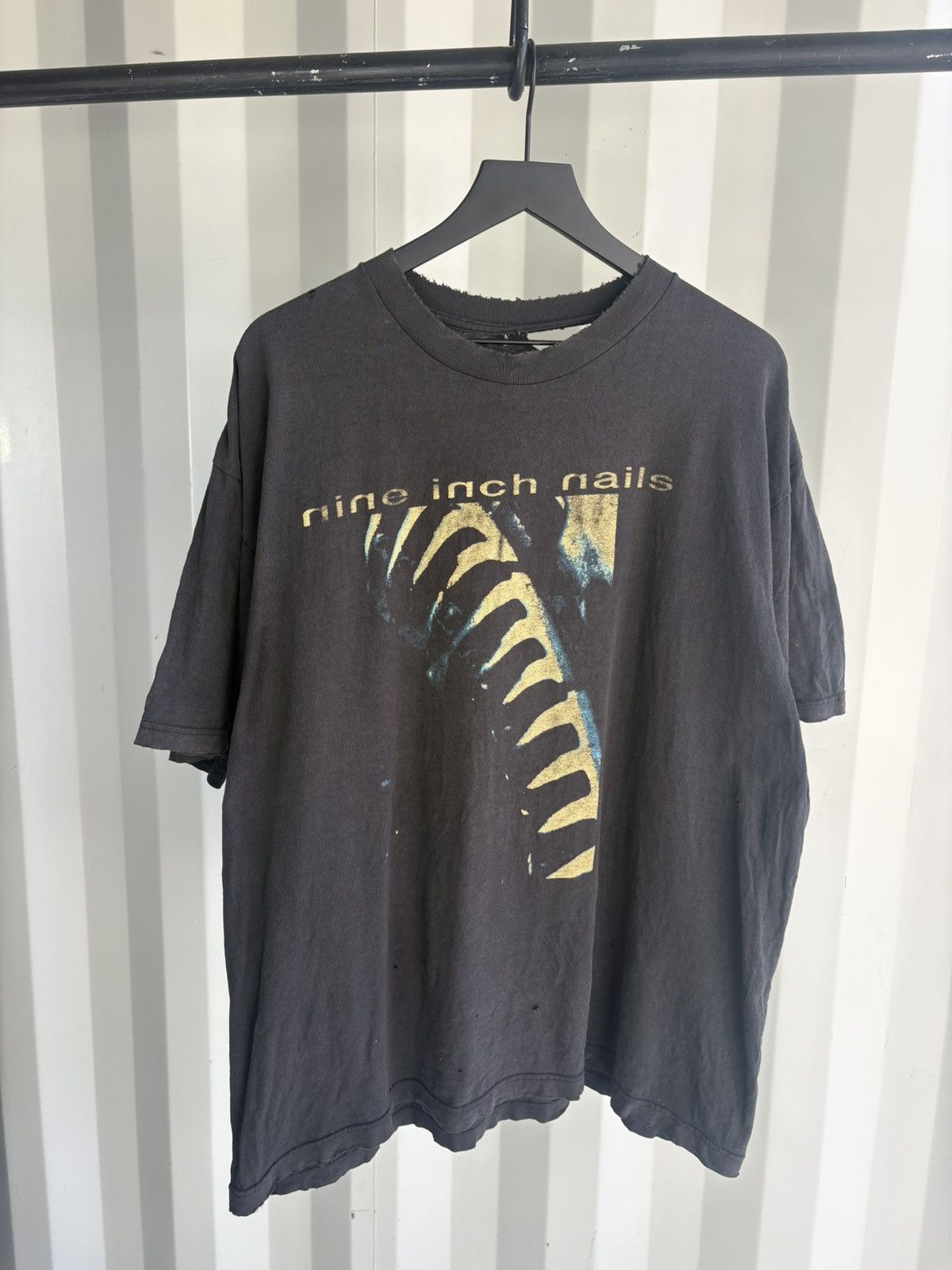 Band Tees Nine Inch Nails Now Im Nothing Thrashed Faded Shirt ERD Size US XL / EU 56 / 4 - 1 Thumbnail