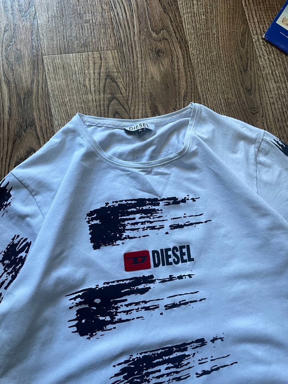 Other Mens Vintage Diesel T-shirt y2k distressed big logo rare 90s Size US XL / EU 56 / 4 - 4 Thumbnail