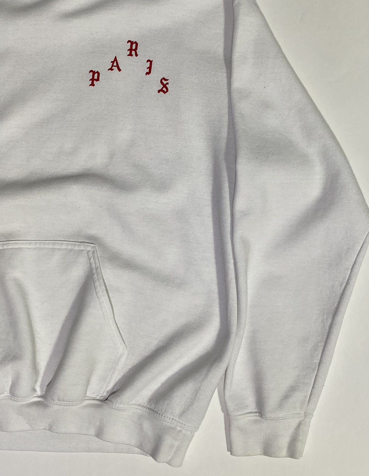 Band Tees Life of Pablo Paris Hoodie 2016 - Gilden tag (sz Med) Size US M / EU 48-50 / 2 - 8 Thumbnail