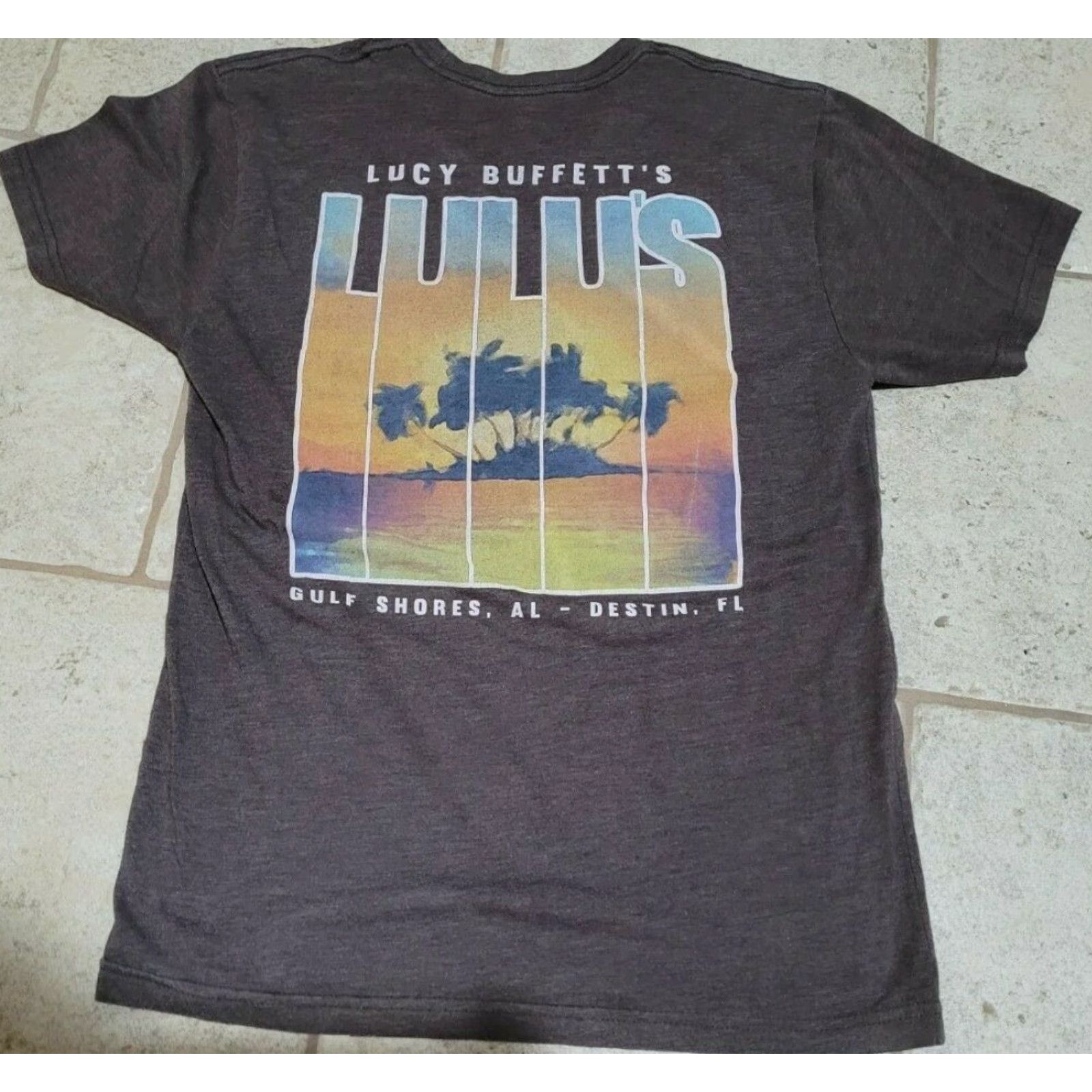 Next Level Lucy Buffett's Lulu's Destin FL Gulf Shores AL T Shirt Small Bar Restaurant Next Level Mens Brown Short Sleeve Graphic Tee 100% Cotton Size US S / EU 44-46 / 1 - 2 Thumbnail