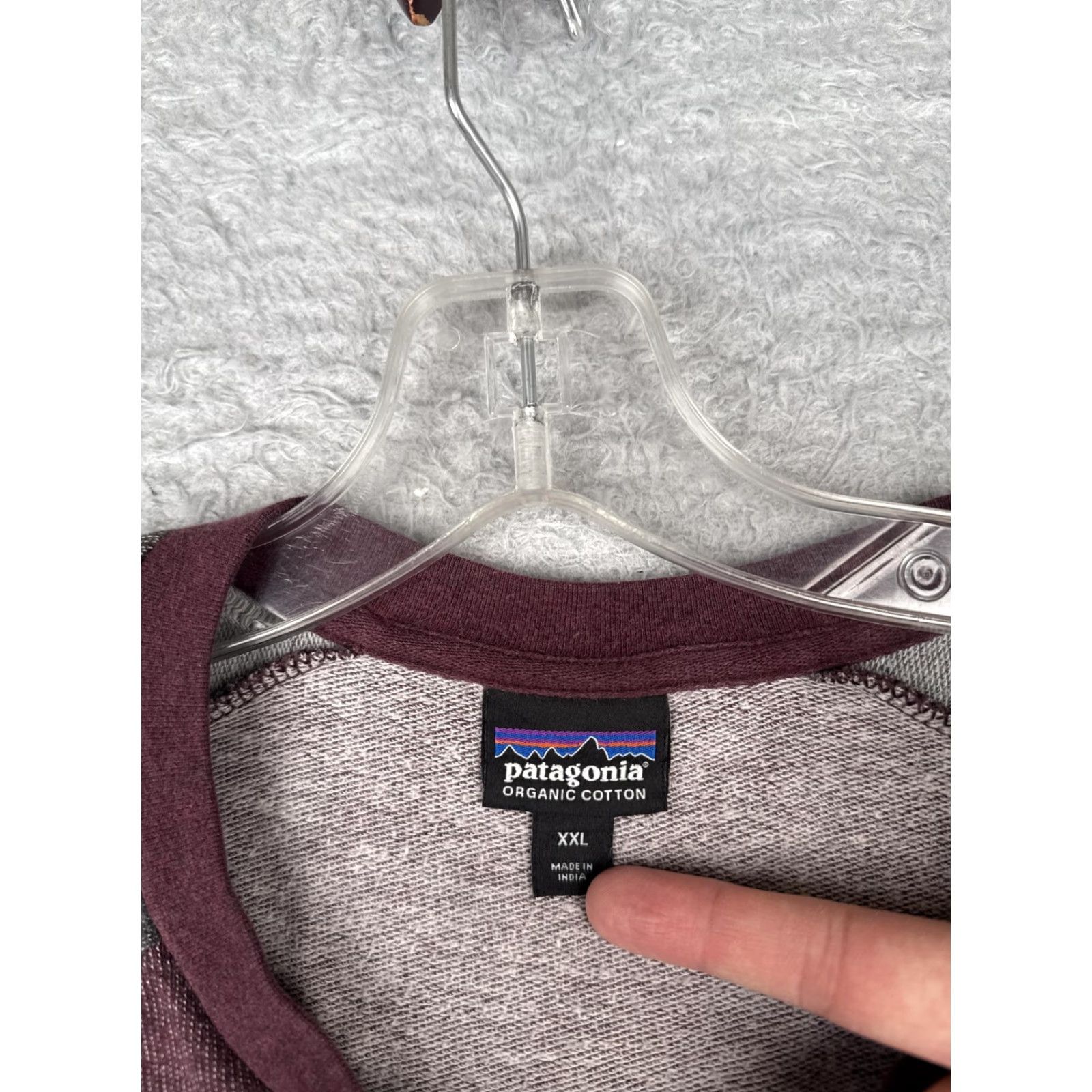 Patagonia Patagonia Sweatshirt Mens 2XL Red Gray French Terry P-6 Logo Lightweight Crew Neck Raglan Long Sleeve Knit Graphic Print Size US XXL / EU 58 / 5 - 6 Thumbnail