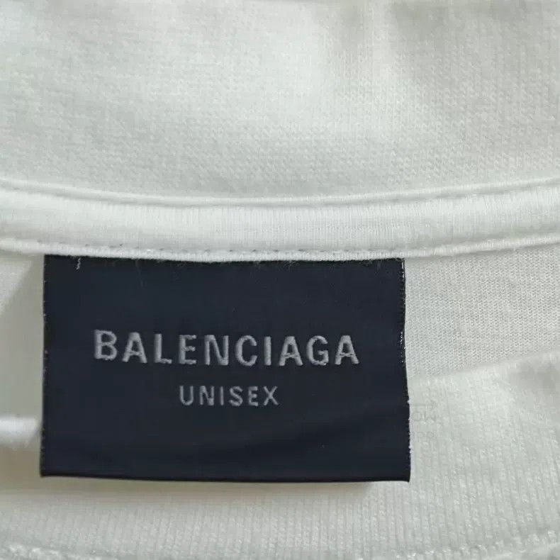 Balenciaga Balenciaga Distressed White Short Sleeve T-Shirt Size US M / EU 48-50 / 2 - 3 Thumbnail