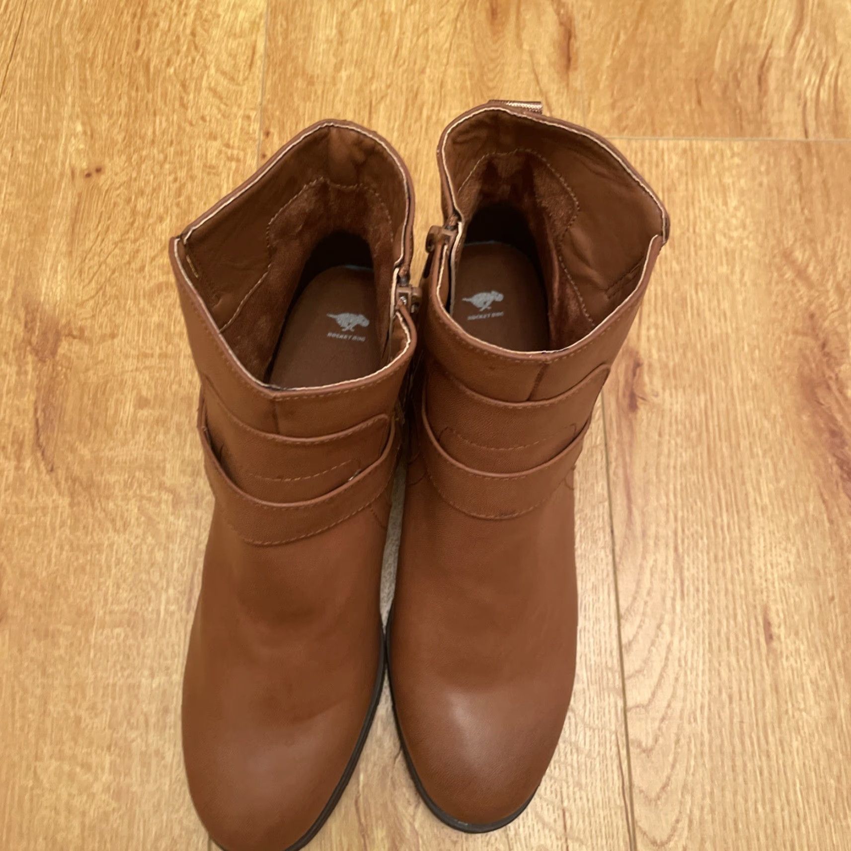 Vintage Rocket Dog Lex Biker Boots Women 9.5 Cognac Leather Effect NWOT Chunky Heel Boots Size US 7 / IT 37 - 4 Thumbnail