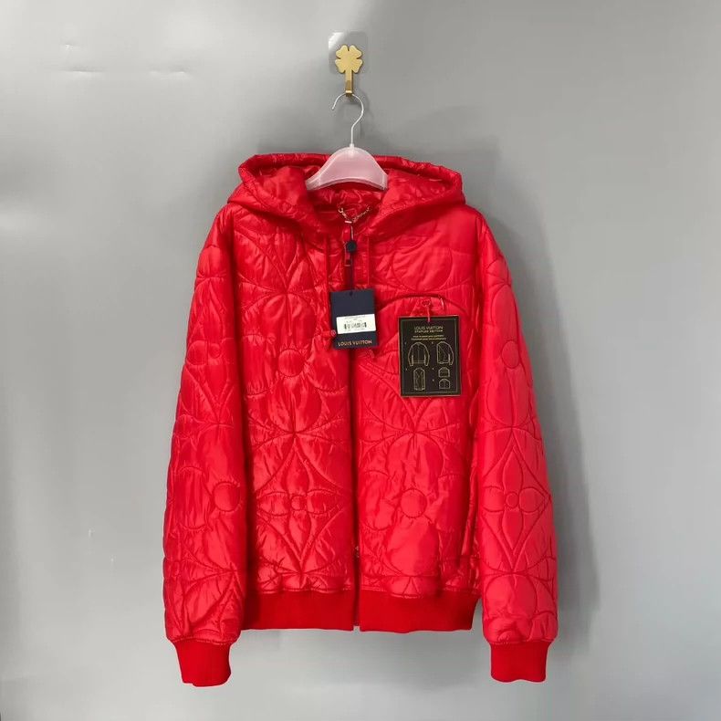 Louis Vuitton Louis Vuitton Red embossed presbyopic cotton-padded jacket Size US M / EU 48-50 / 2 - 1 Thumbnail