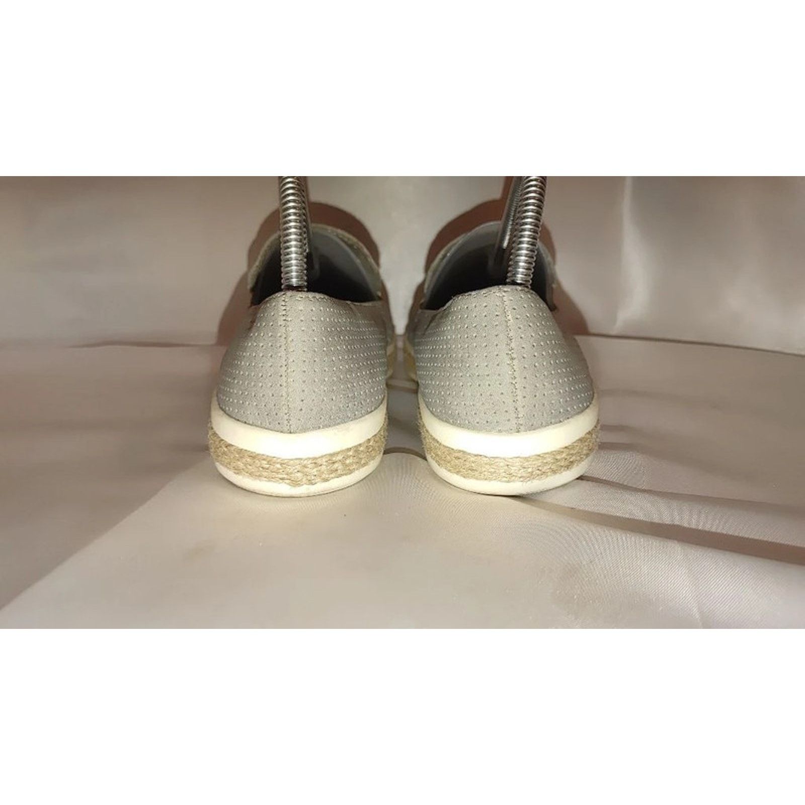 Dolce Vita Bella Vita Brienne Perforated Slip On Size 9W Size US 9 / IT 39 - 6 Thumbnail