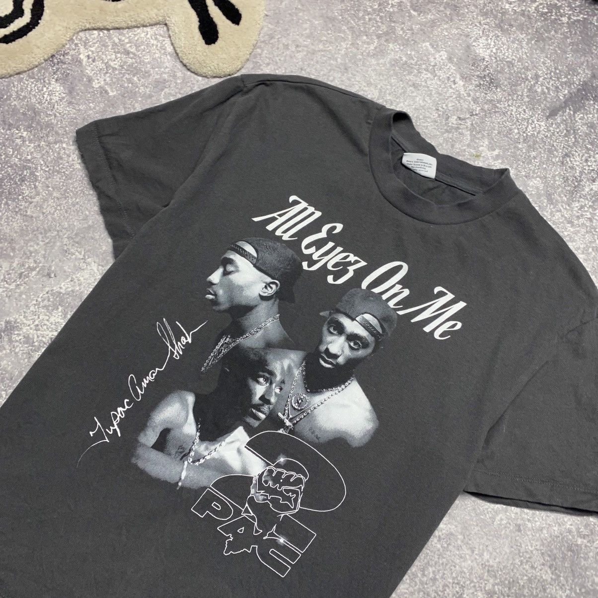 Band Tees Men’s Tupac 2Pac All Eyes On Me Big Logo rap tee Size US S / EU 44-46 / 1 - 2 Thumbnail