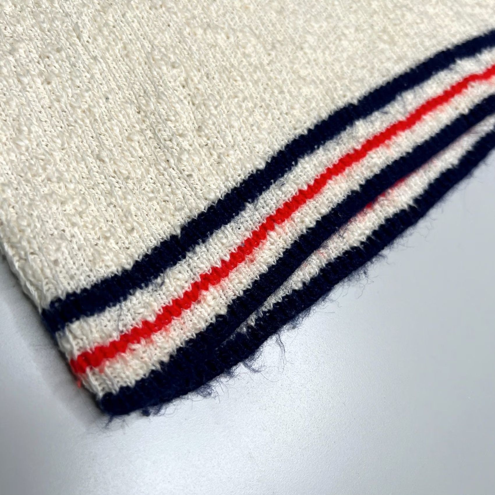 Vintage VINTAGE Knit Sweater Vest Size M White Red Navy Women’s 80s Size M / US 6-8 / IT 42-44 - 8 Thumbnail
