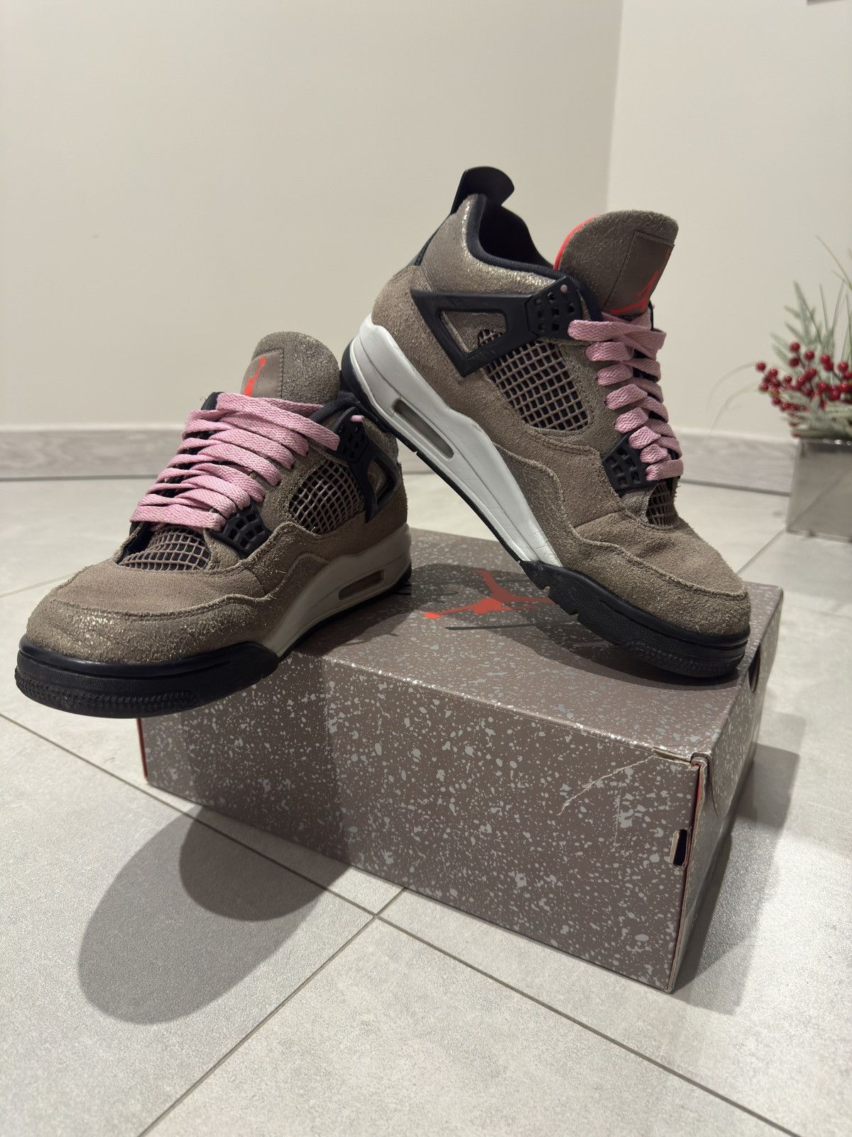 Jordan Brand Jordan 4 Taupe Haze Size US 8.5 / EU 41-42 - 10 Thumbnail