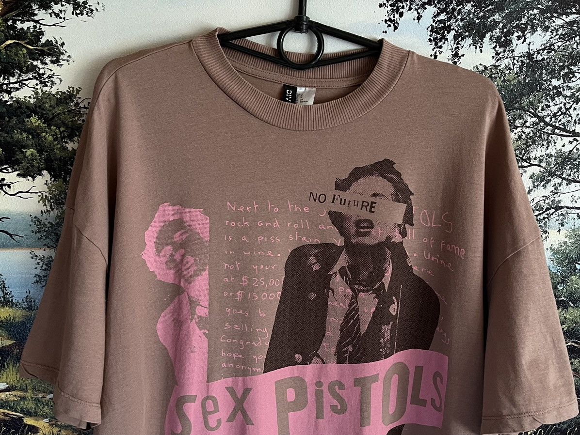 Band Tees Vintage Sex Pistols y2k rock band tee 90’s Size US M / EU 48-50 / 2 - 2 Thumbnail