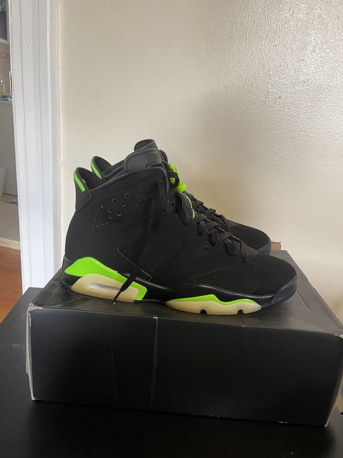 Jordan Brand Jordan 6 Size US 12 / EU 45 - 1 Thumbnail