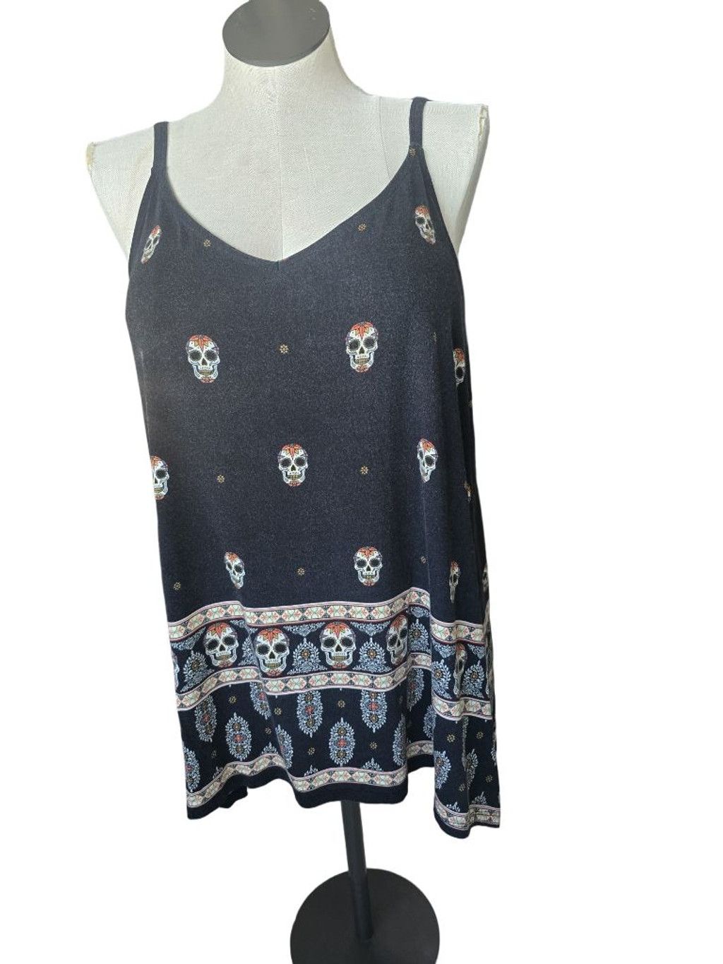 Torrid Torrid Plus 2X Black White Skull Print Super Soft Tank Top Size XXL / US 16-18 / IT 52-54 - 1 Thumbnail