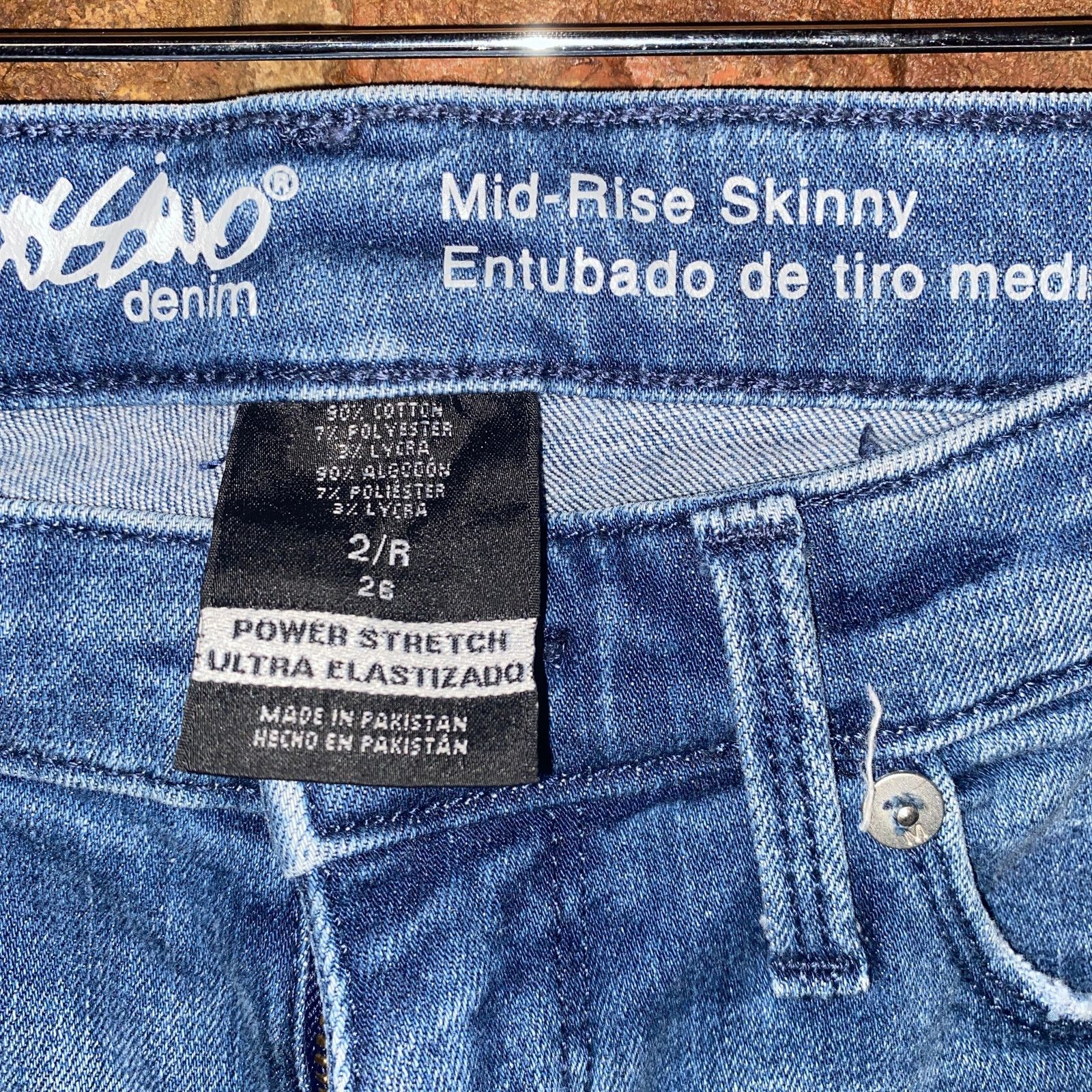 Mossimo Mossimo Medium Wash Blue Denim Mid-Rise Skinny Jeans Size 2 Size 26" / US 2 / IT 38 - 5 Thumbnail