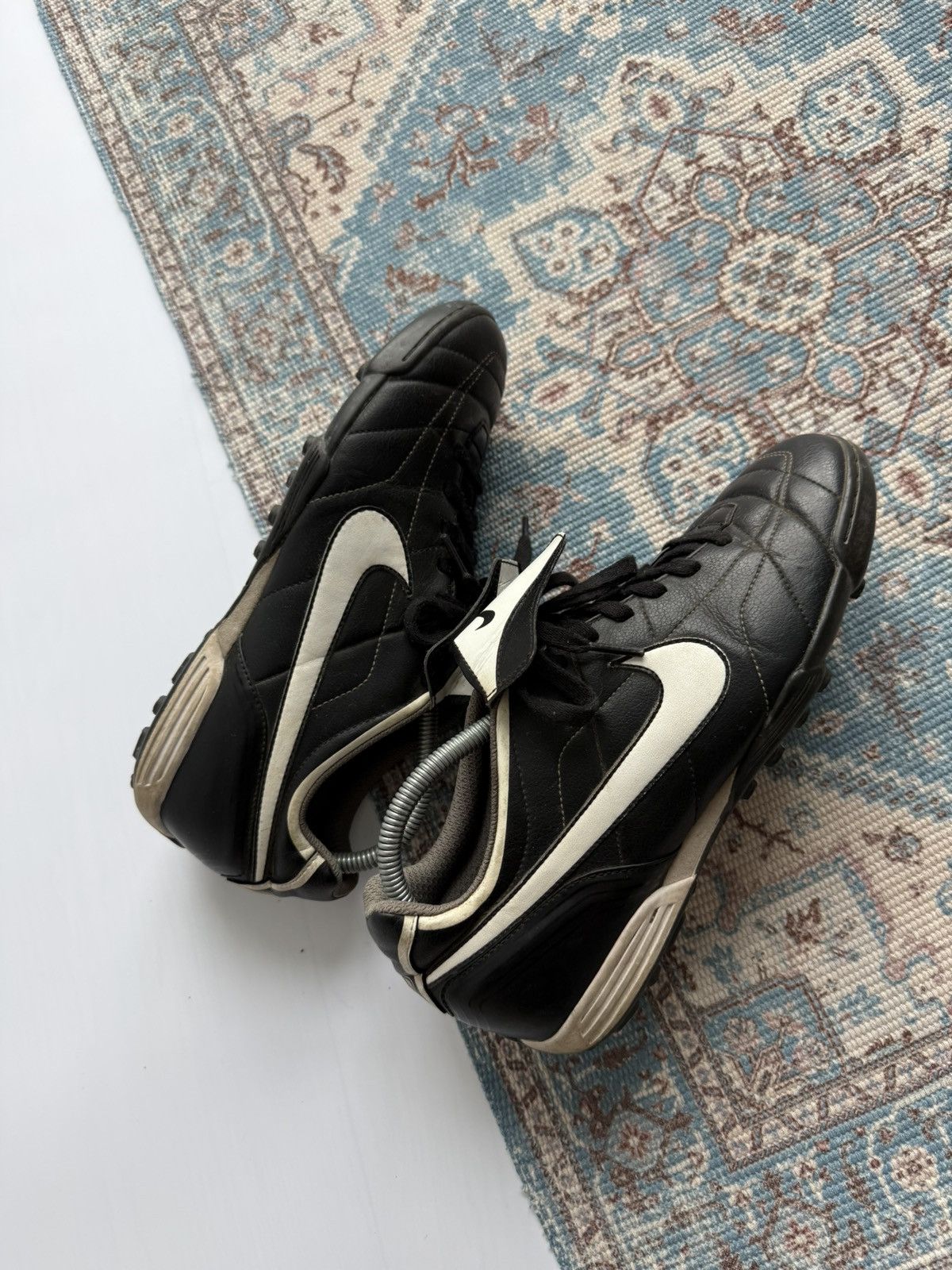 Nike Vintage 2006 Nike Tempo Mystic Leather Football Soccer Shoes Size US 9 / EU 42 - 9 Thumbnail