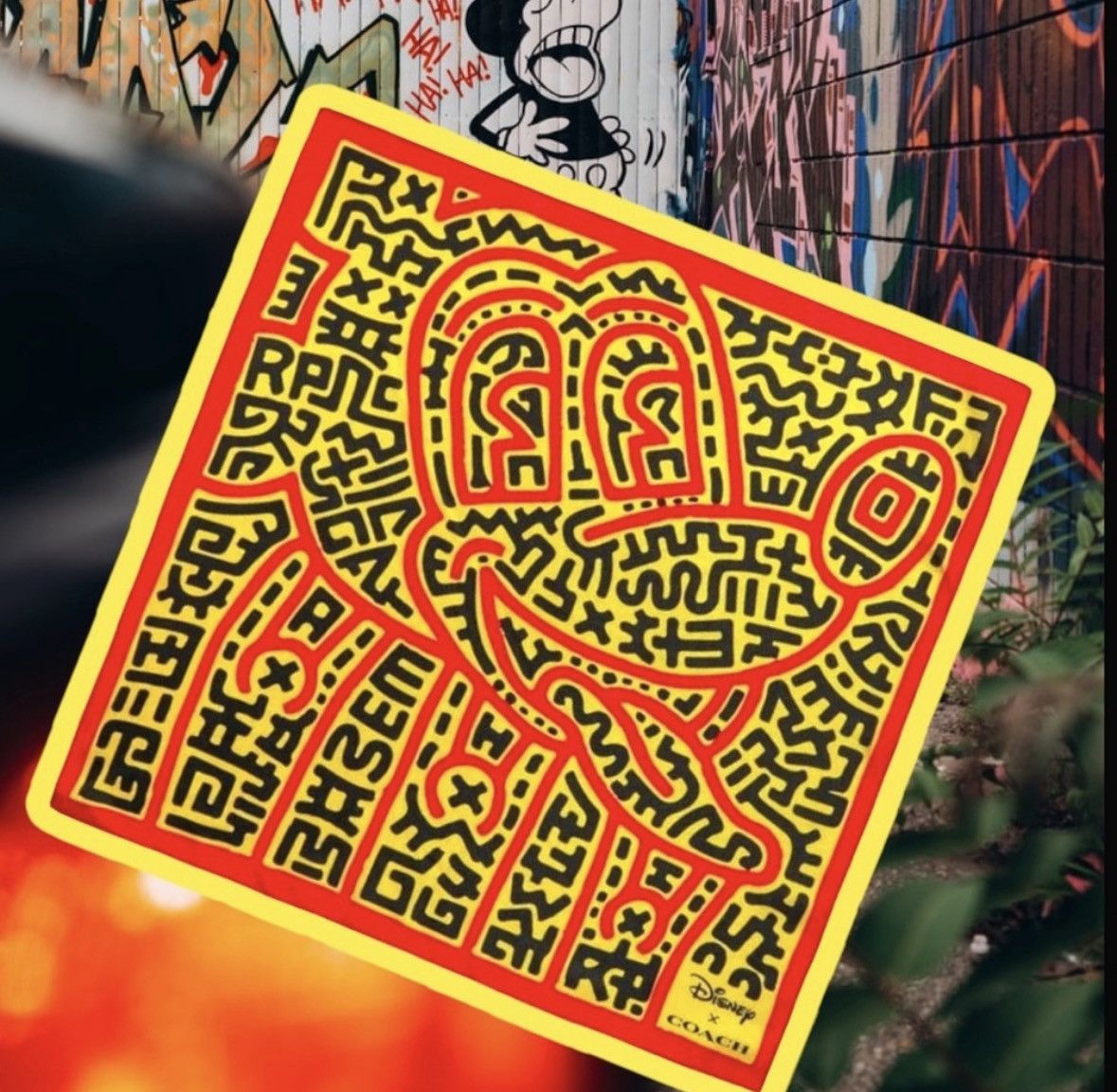 Coach × Keith Haring DiSNeY MiCKeY MoUSe 🐭 Keith Haring 🎨 coach🧣👝🎩🧥 Size US M / EU 48-50 / 2 - 3 Thumbnail