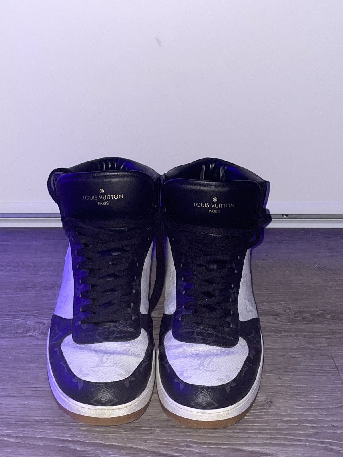 Louis Vuitton Rivoli Monogram Multicolor Hightop Size US 10 / EU 43 - 2 Thumbnail