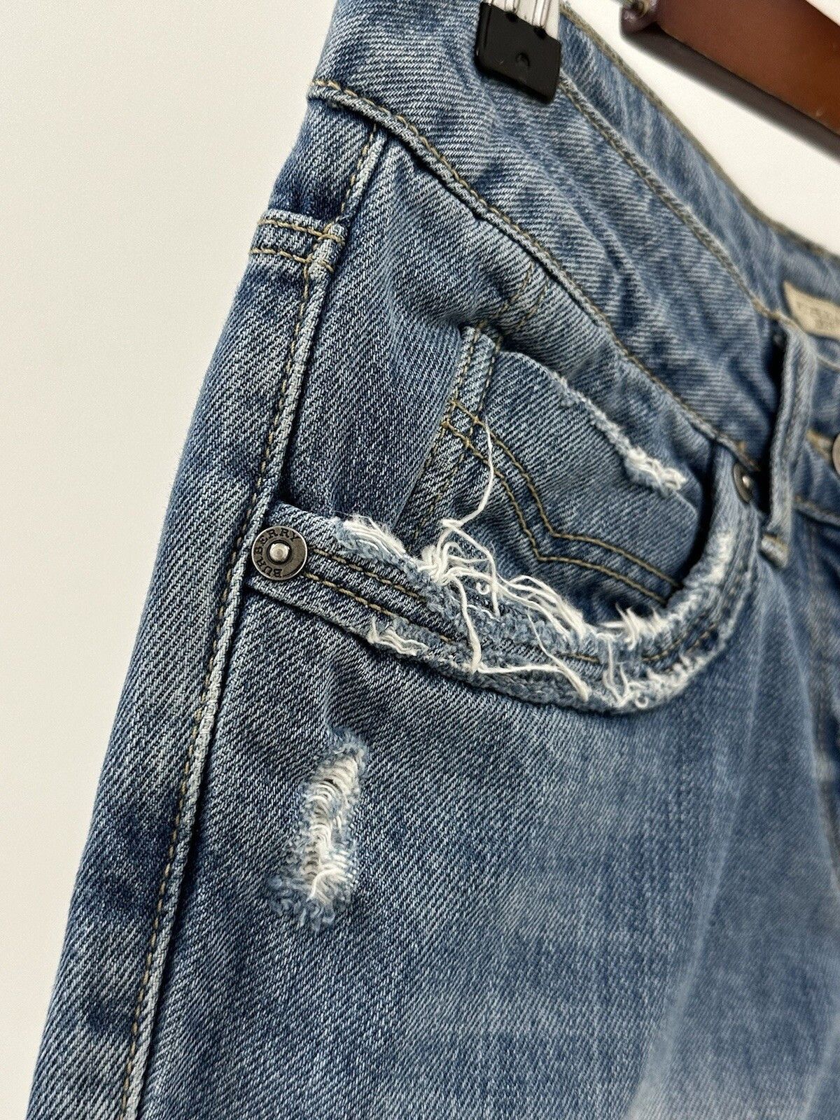 Burberry Burberry Brit Jeans Womens Denim Zip Distressed Blue Size 28" / US 6 / IT 42 - 9 Thumbnail