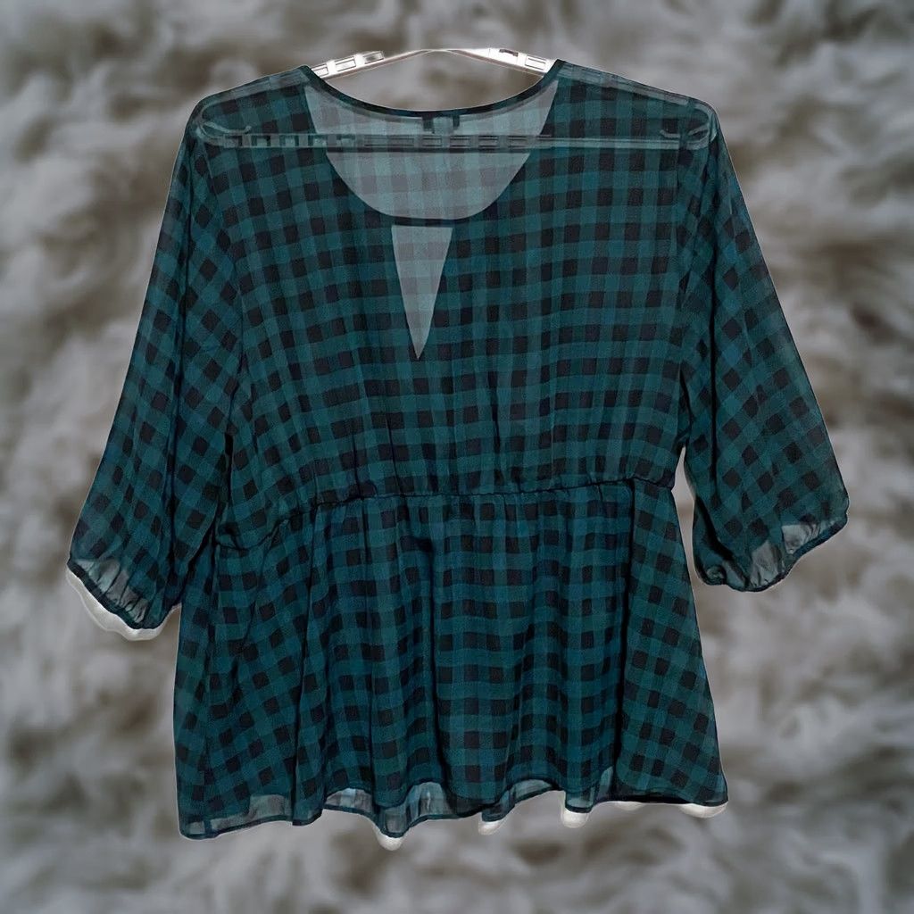 Torrid Torrid Green Gingham Chiffon Surplice Peplum Blouse 5X Sheer Size XXL / US 16-18 / IT 52-54 - 1 Thumbnail