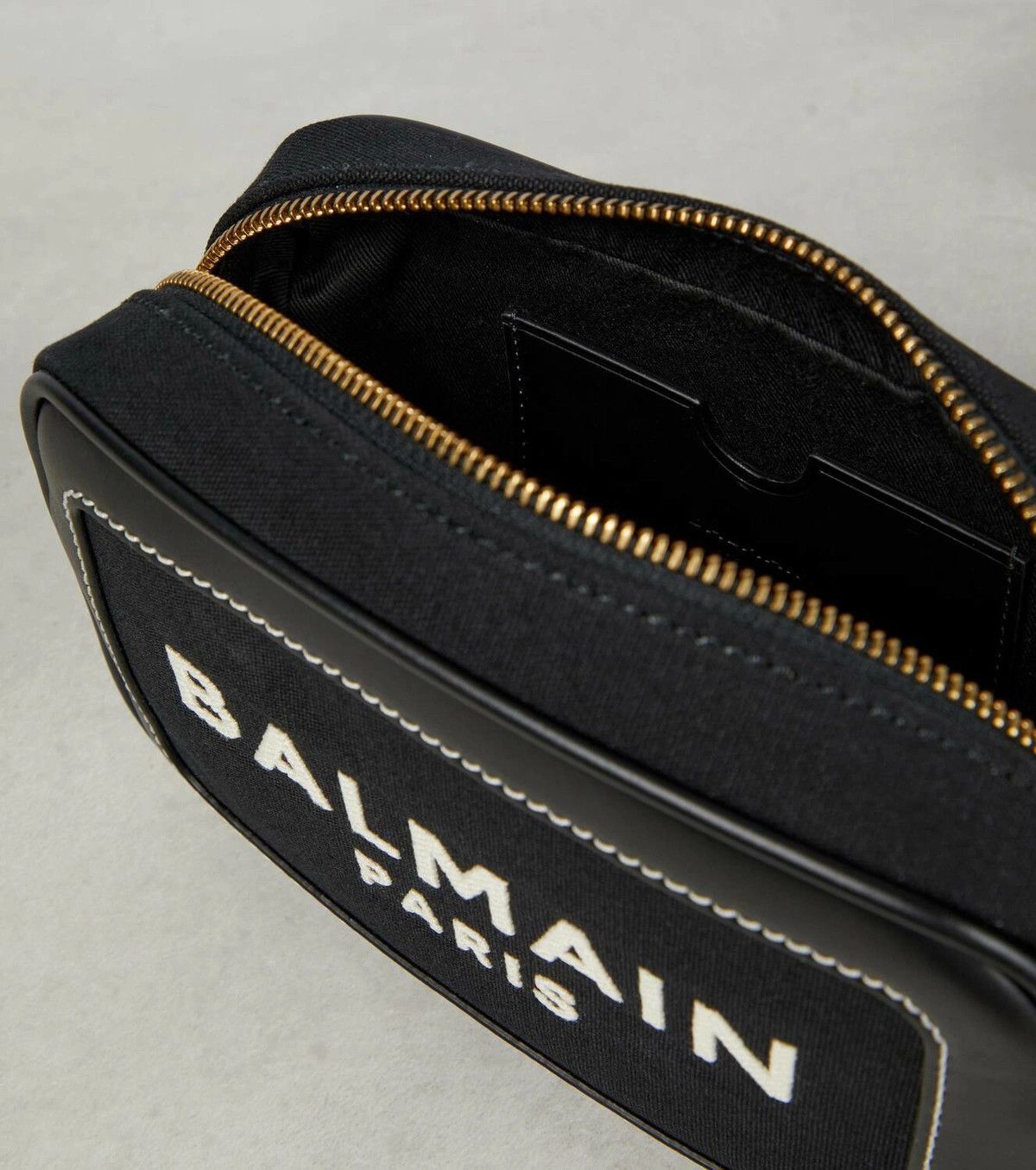 Balmain o1s1wg111225 Size:OS/B-Army Crossbody Bag in Black Size ONE SIZE - 4 Thumbnail