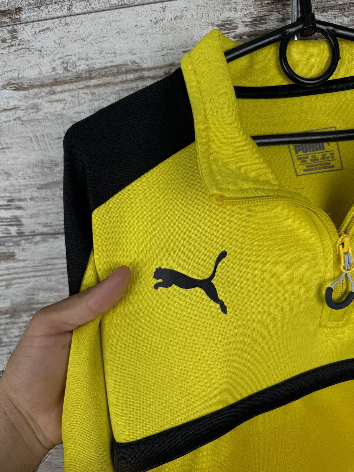 Puma Mens Vintage Puma Borussia Dortmund sweatshirt soccer jersey Size US M / EU 48-50 / 2 - 4 Thumbnail