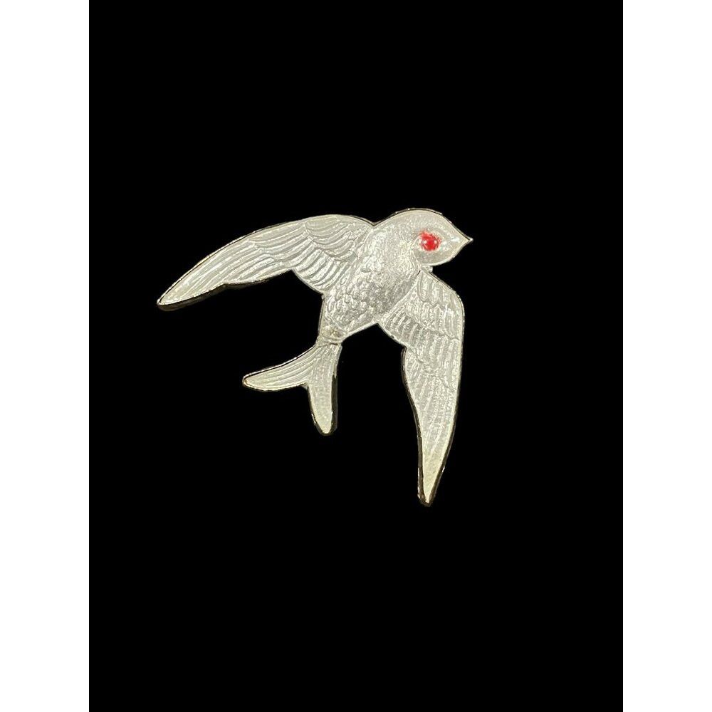 Jewelry × Vintage Silver Tone Red Eye Flying Sparrow or Swallow Bird Pin Size ONE SIZE - 1 Thumbnail