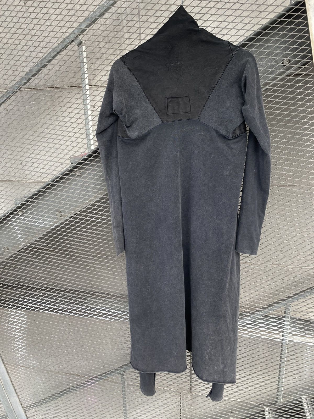 Le Grande Bleu (L.G.B.) Le Grande Bleu L.G.B. Leather Top Cape Size US S / EU 44-46 / 1 - 21 Thumbnail